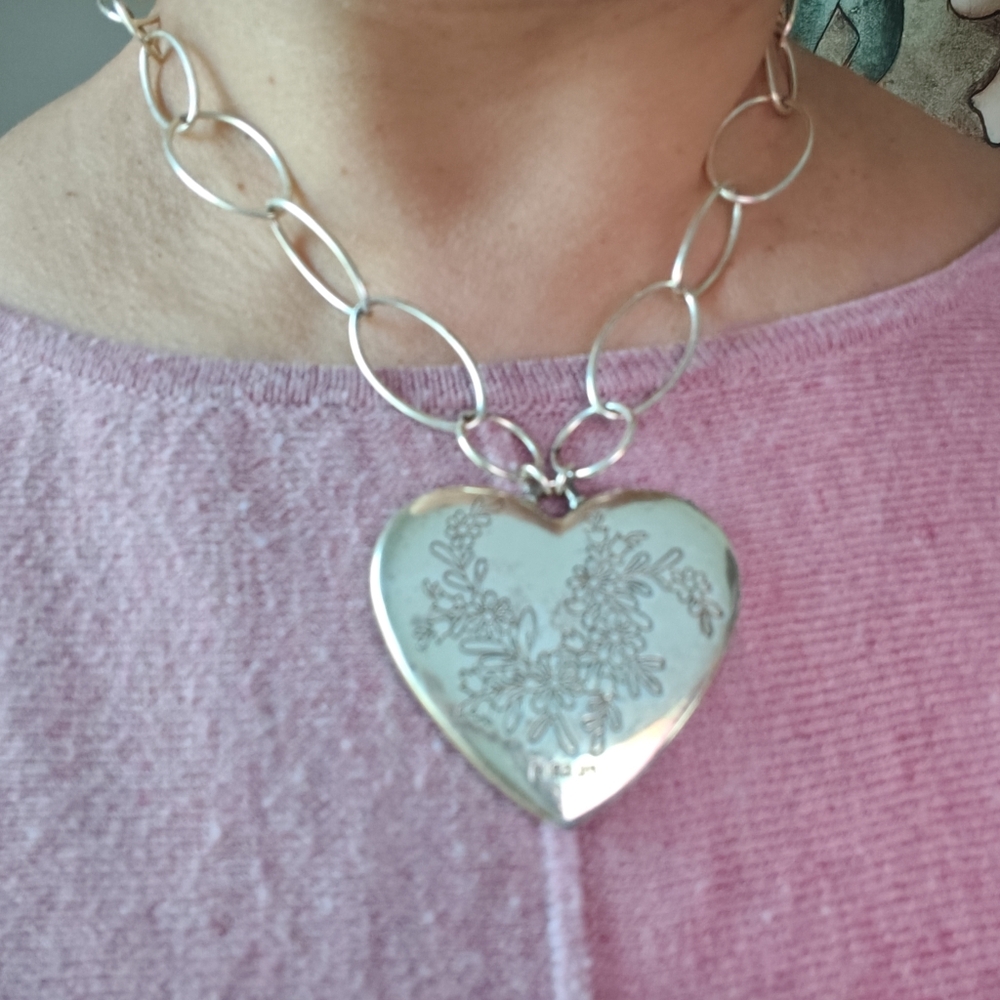 Danish Design Pilgrim Large Two Sided Heart Pendant Necklace Silver Tone - Picture 6 of 15